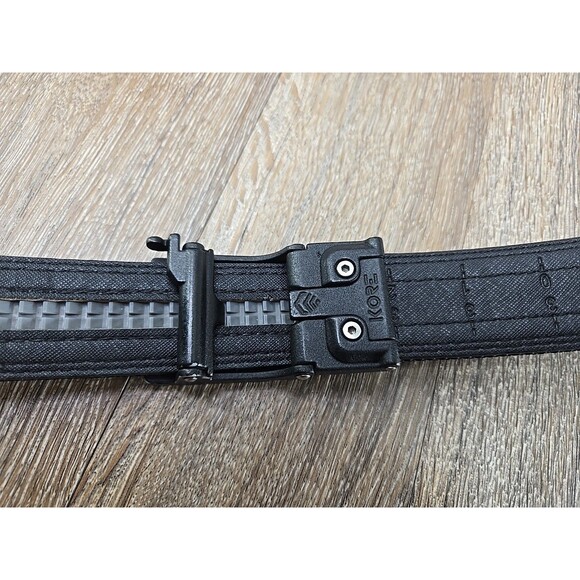 Kore Essentials Structured Canvas 28-32 Waist Track Belt Adjustable Ratchet - Picture 6 of 14